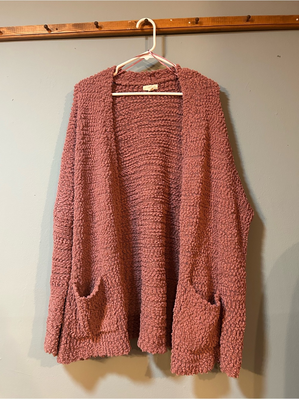 Cupio Open-Front Popcorn Knit Cardigan in Mauve
